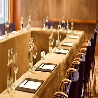 Hotel Conrad 5*
