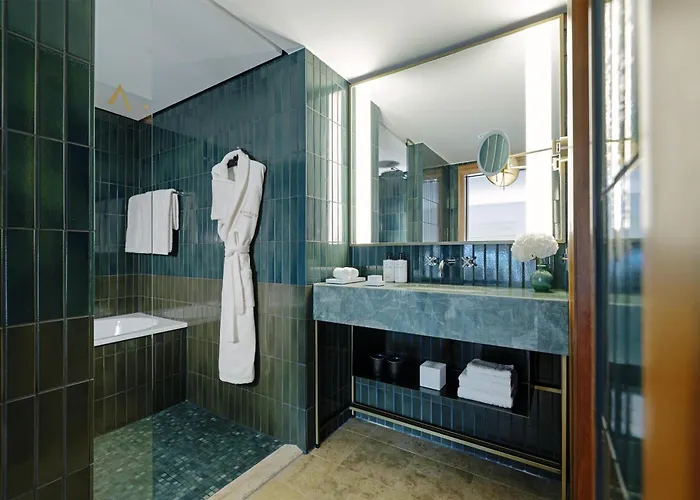 Hotel Conrad